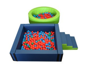 PISCINA OVALADA PLUS LLENADO PELOTAS